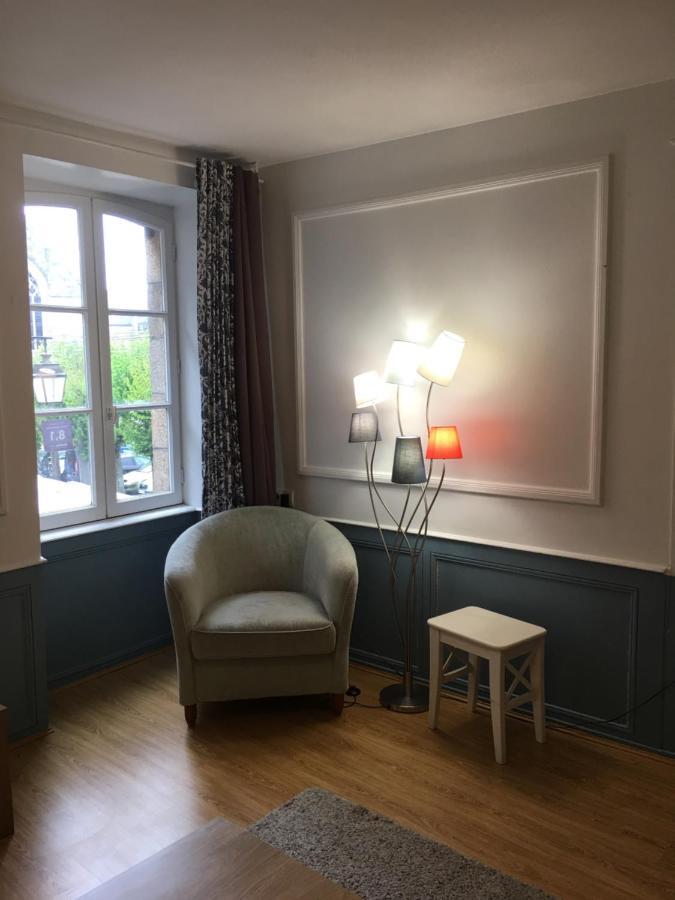 דינאן Le Studio De St-Sauveur מראה חיצוני תמונה
